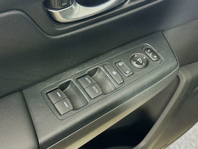 Used 2023 Honda CR-V Sport image 17