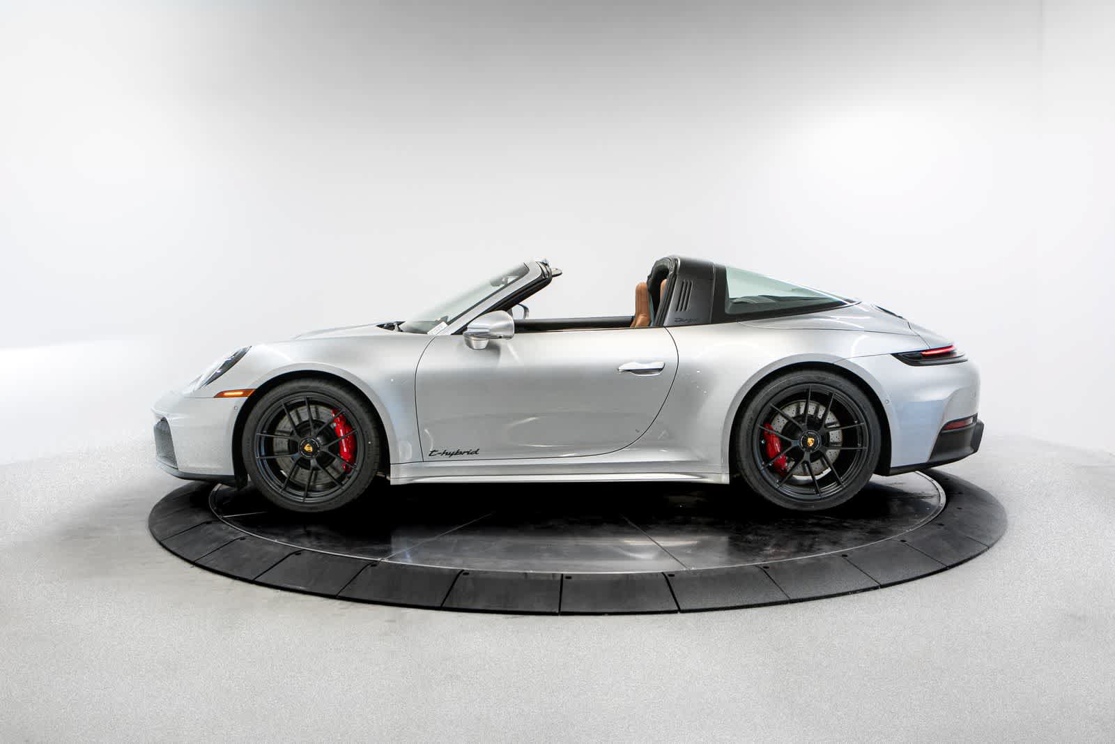New 2026 Porsche 911 Targa 4 GTS AWD/4WD image 2