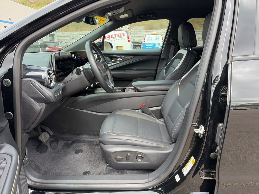 Used 2024 Chevrolet Blazer EV LT image 14