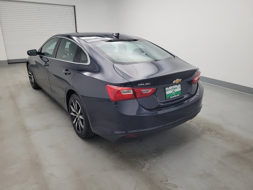 Used 2018 Chevrolet Malibu LT w/ Leather Package FWD image 5