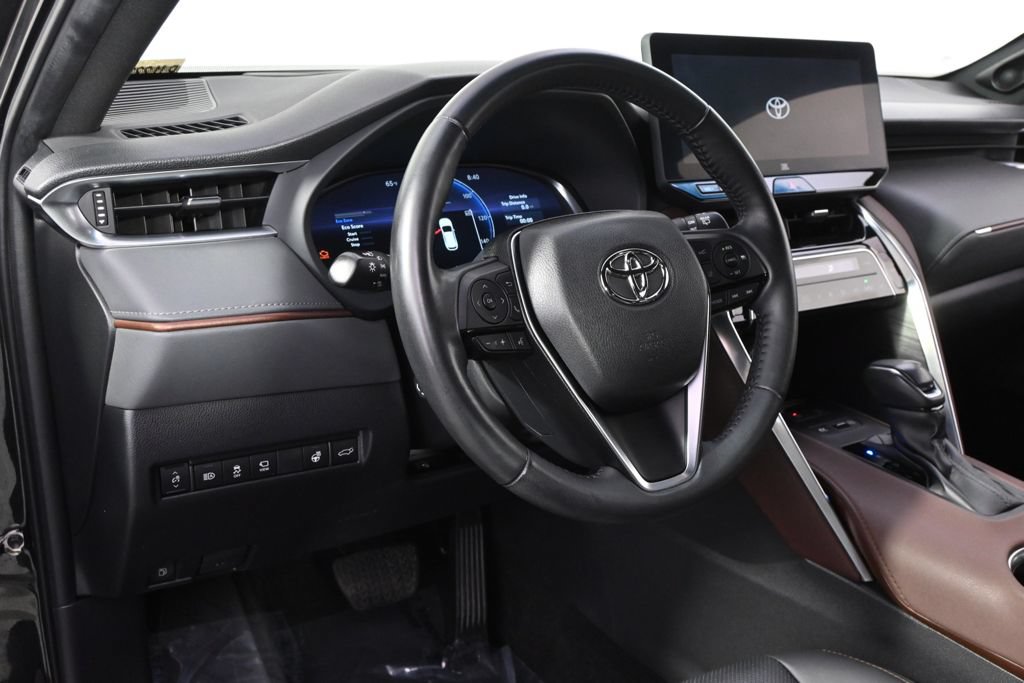 Used 2023 Toyota Venza Limited AWD/4WD image 10