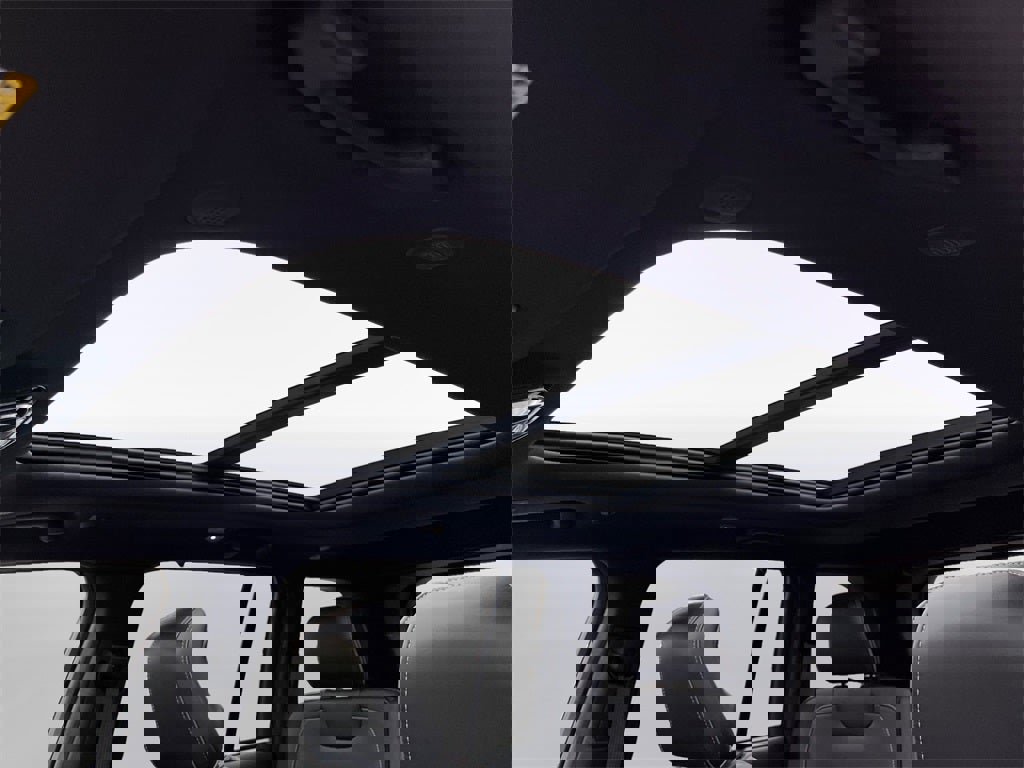 Used 2024 Jeep Grand Cherokee Overland w/ Luxury Tech Group IV image 26