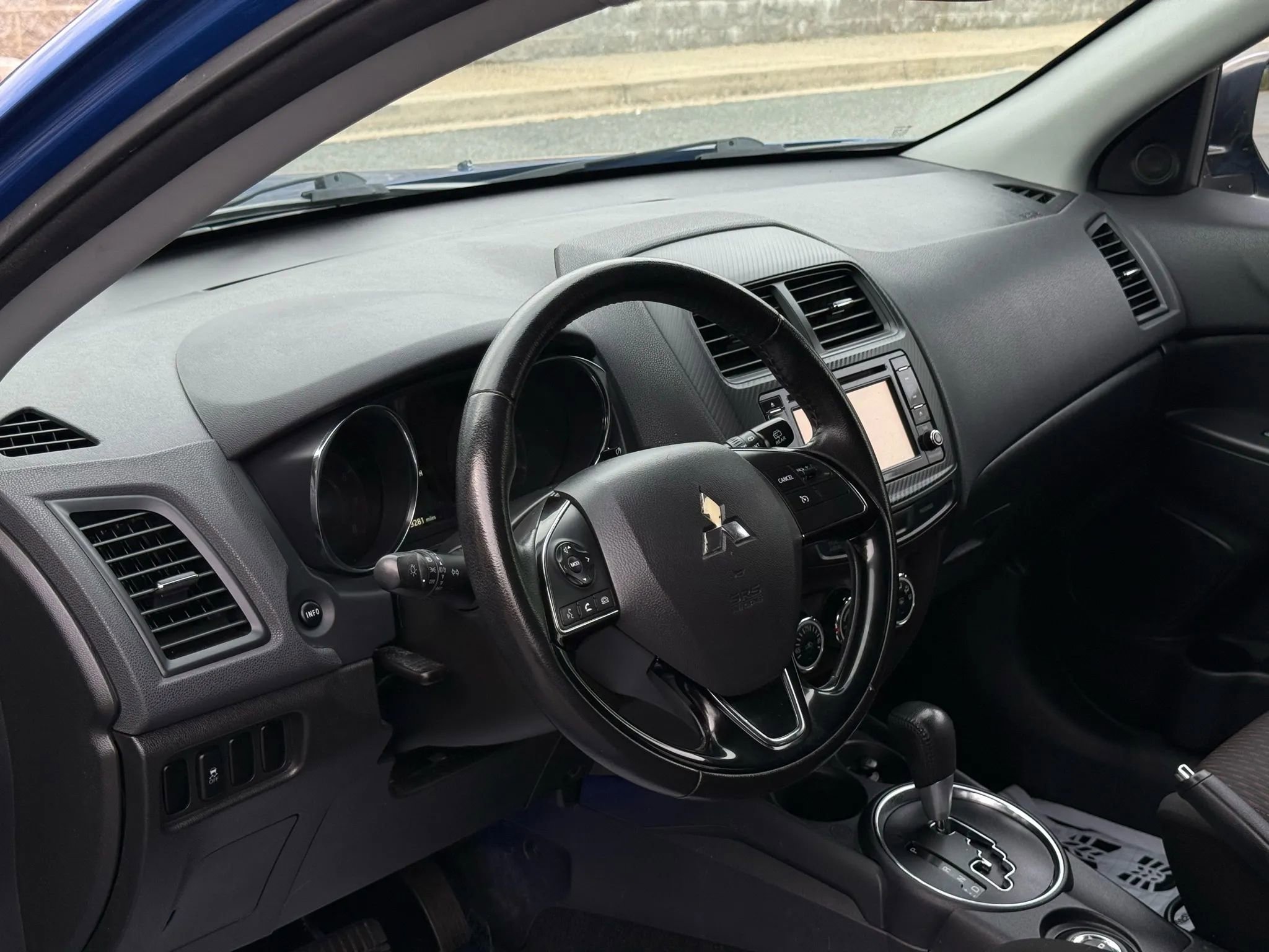 Used 2017 Mitsubishi Outlander Sport SE image 17