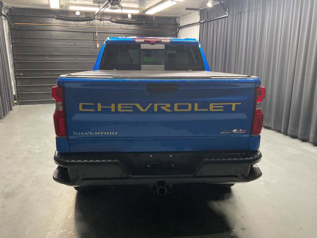Used 2025 Chevrolet Silverado 1500 ZR2 w/ Technology Package image 3