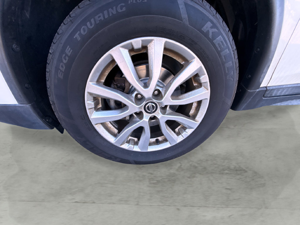 Used 2020 Nissan Rogue SV AWD/4WD image 9