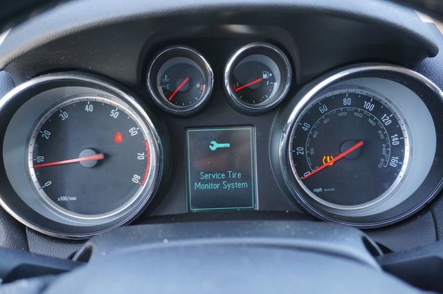 Used 2016 Buick Encore FWD image 9