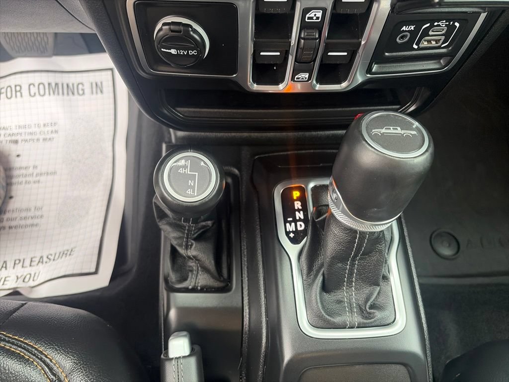 Used 2025 Jeep Gladiator Sport AWD/4WD image 23