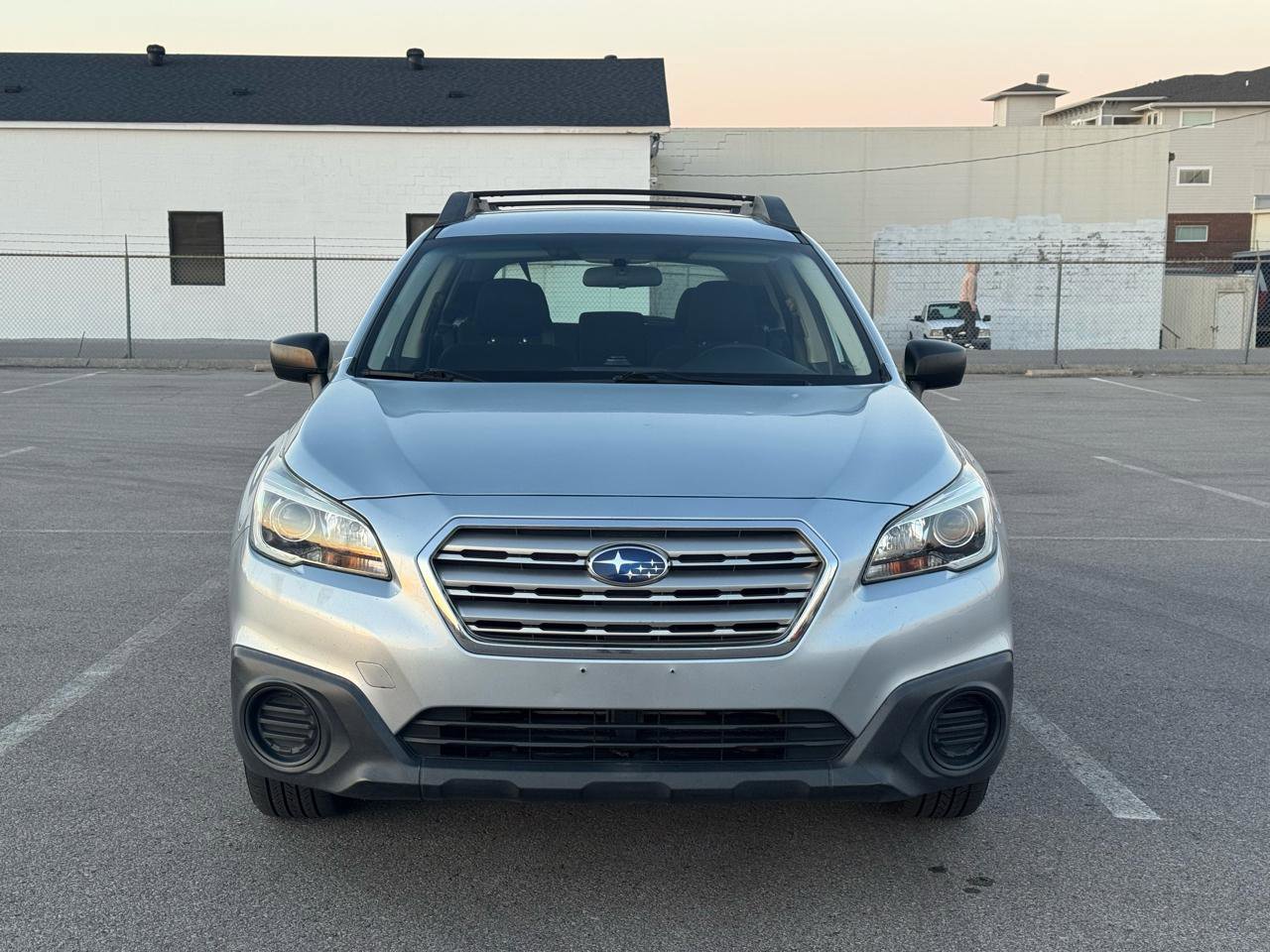 Used 2017 Subaru Outback 2.5i image 3
