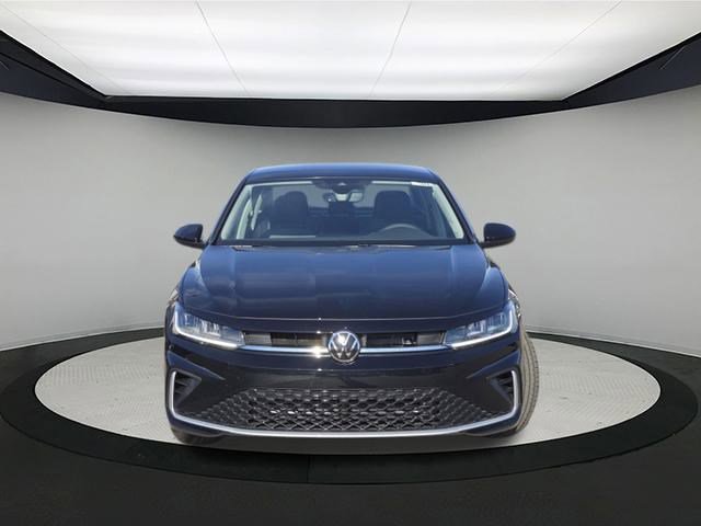 New 2026 Volkswagen Jetta SE image 2