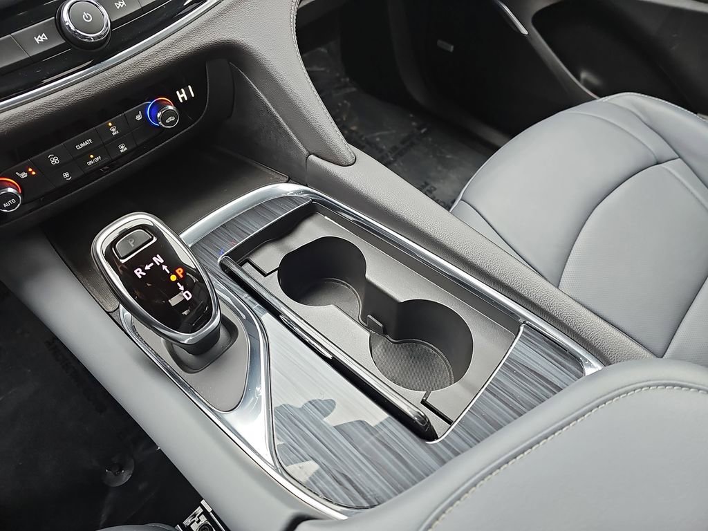 Certified 2020 Buick Enclave Essence w/ Sound and Sites Package image 27