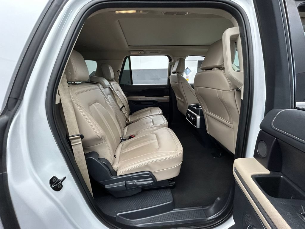 Used 2024 Ford Expedition Max Limited RWD image 12