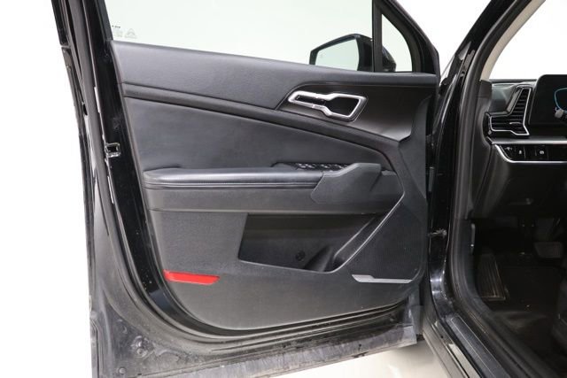 Used 2023 Kia Sportage EX image 18