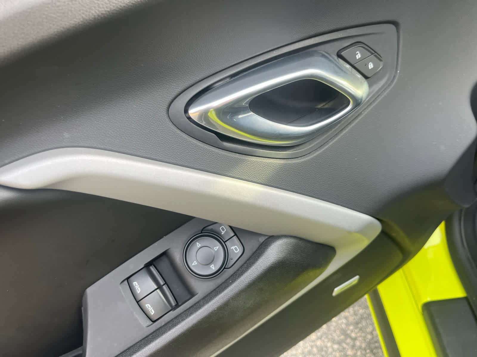 Used 2021 Chevrolet Camaro LT w/ RS Package image 14