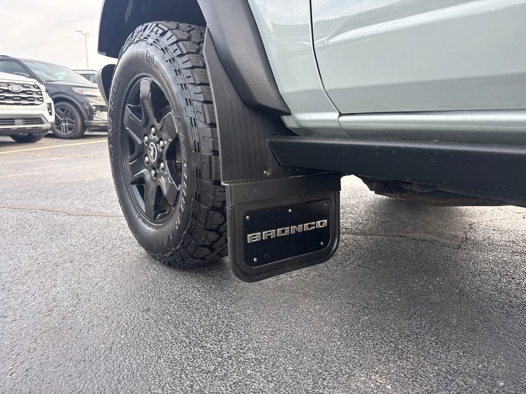 Used 2022 Ford Bronco Black Diamond AWD/4WD image 16