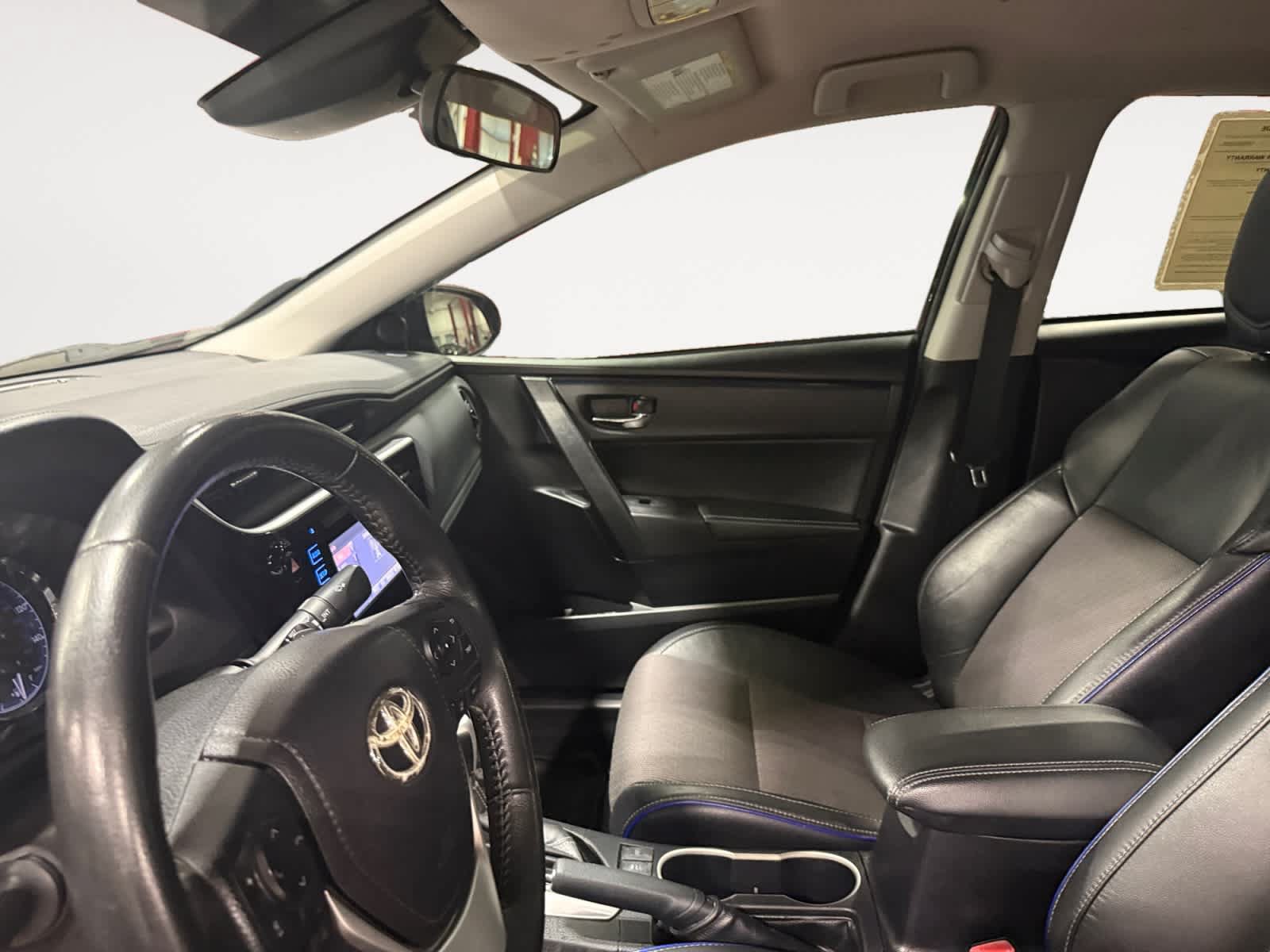 Used 2017 Toyota Corolla SE FWD image 10