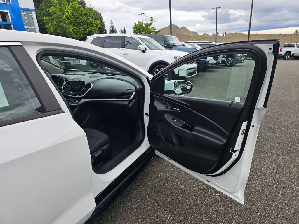 Used 2018 Chevrolet Volt LT FWD image 26