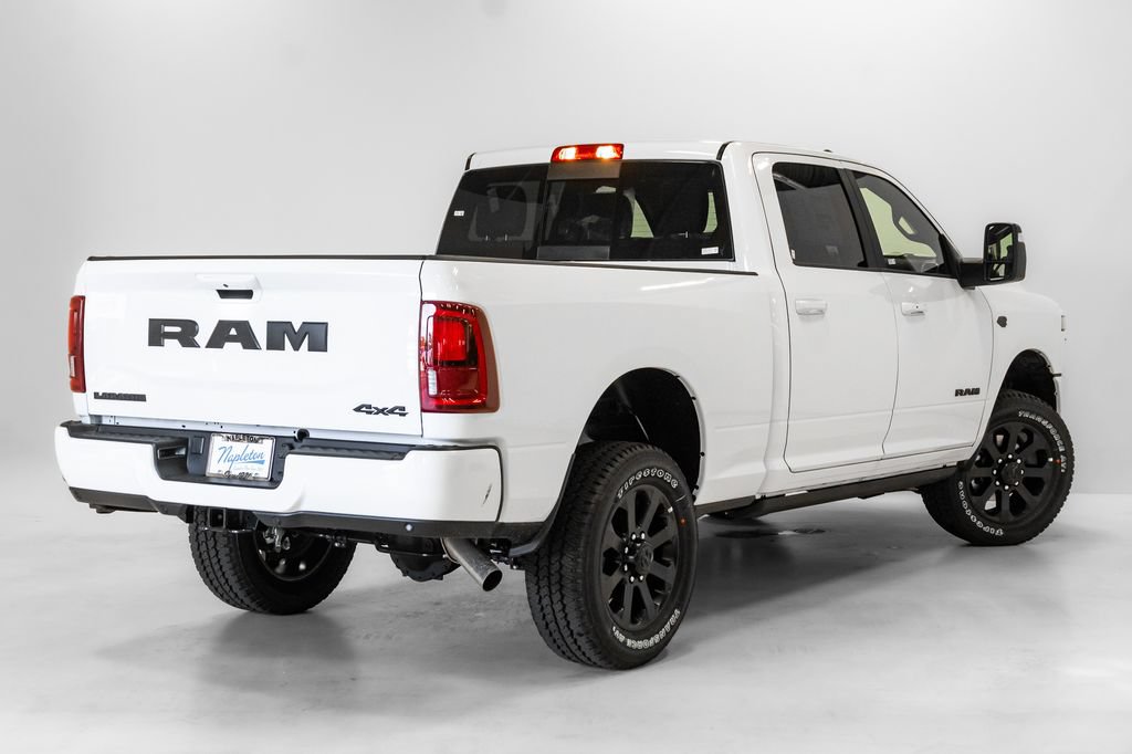 New 2027 RAM 2500 Laramie w/ Night Edition AWD/4WD image 31