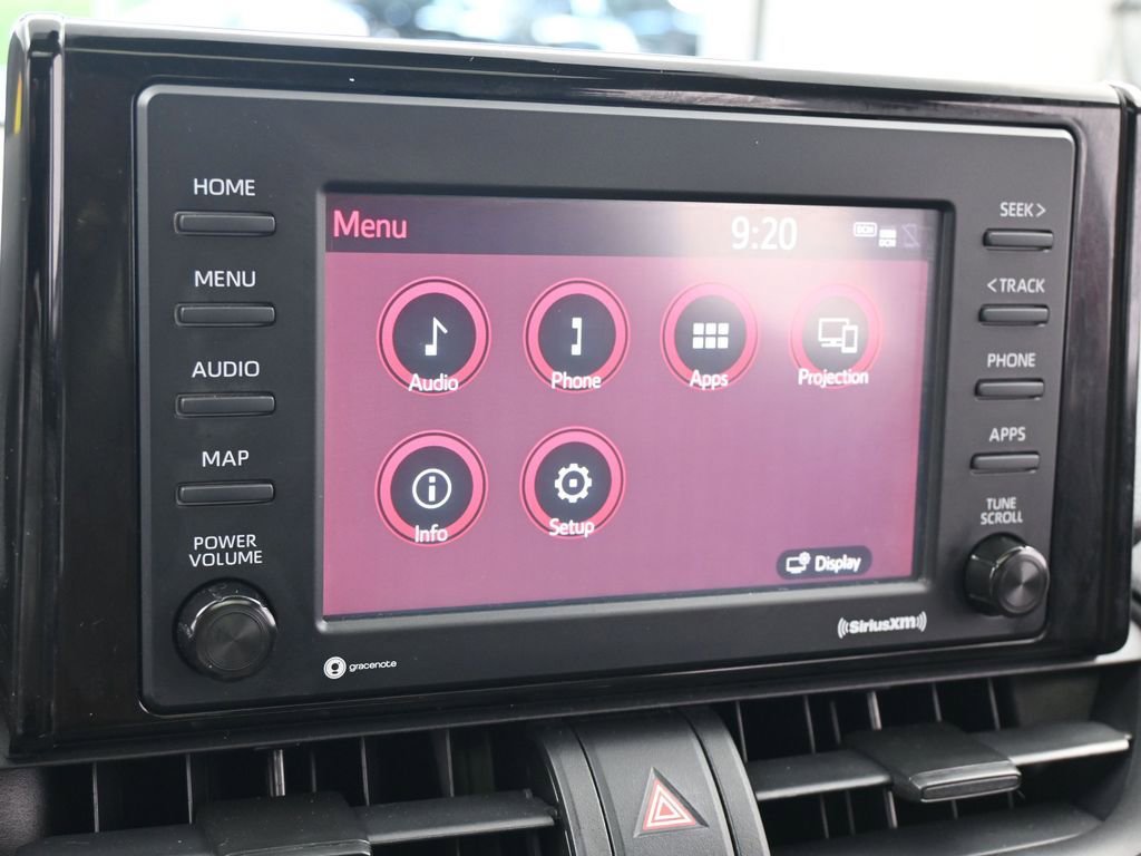 Used 2020 Toyota RAV4 XLE w/ Convenience Package image 18