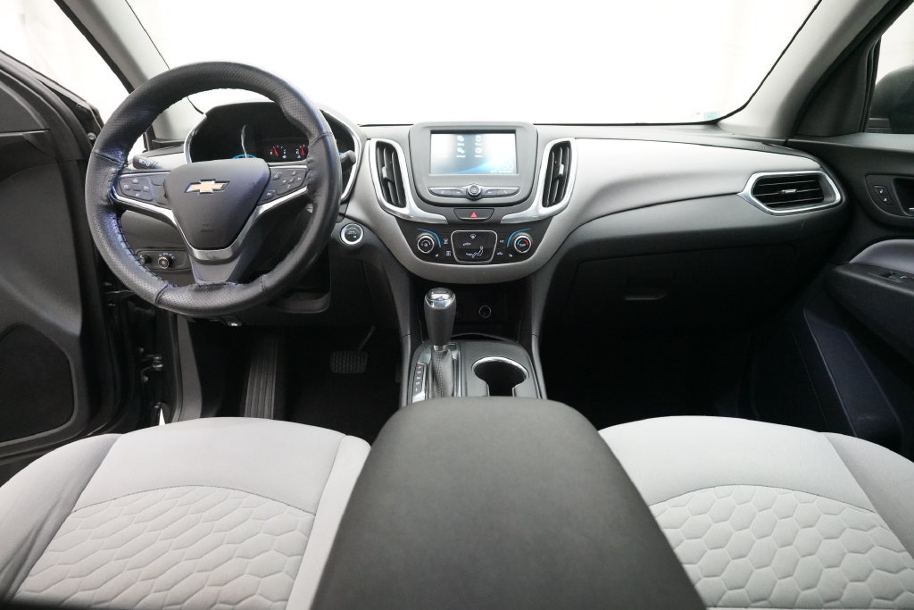 Used 2018 Chevrolet Equinox LS AWD/4WD image 4