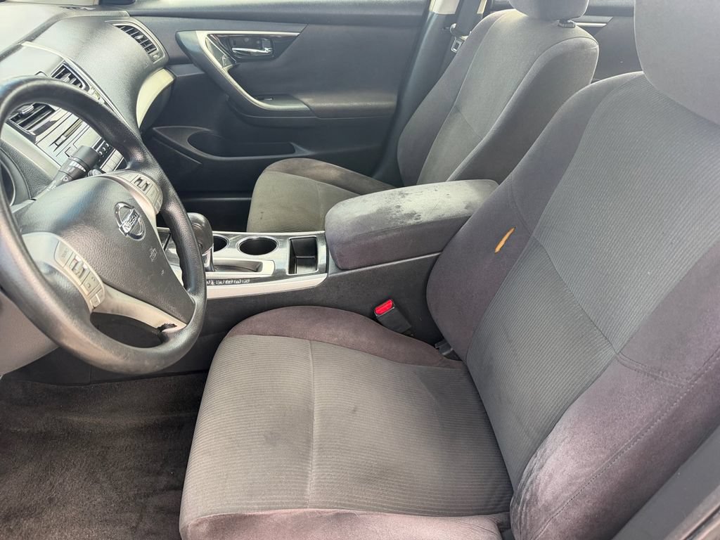 Used 2013 Nissan Altima 2.5 S FWD image 10