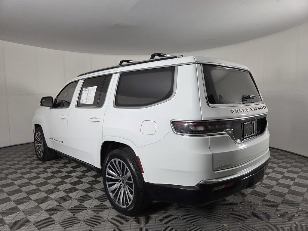 Used 2023 Jeep Grand Wagoneer Series III w/ Rear Seat Video Group 1 AWD/4WD image 7