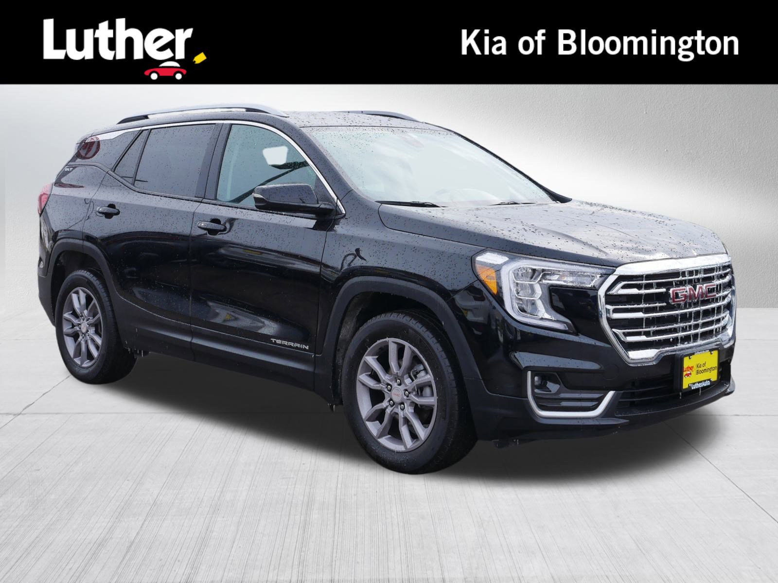Used 2024 GMC Terrain SLT