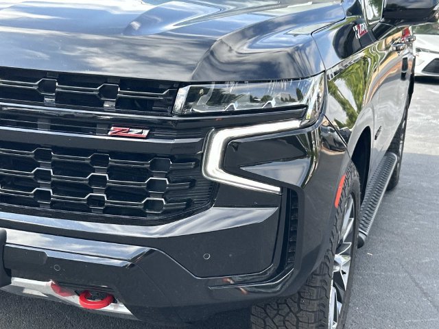 Used 2023 Chevrolet Tahoe Z71 w/ Luxury Package AWD/4WD image 10
