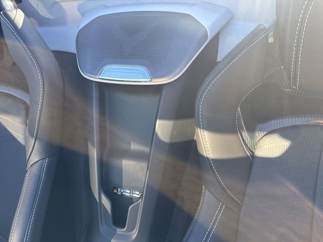 Used 2025 Chevrolet Corvette Stingray Premium Conv w/ Z51 Performance Package image 31