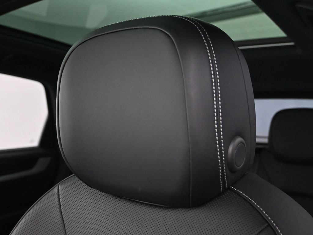 New 2026 Porsche Cayenne S image 19