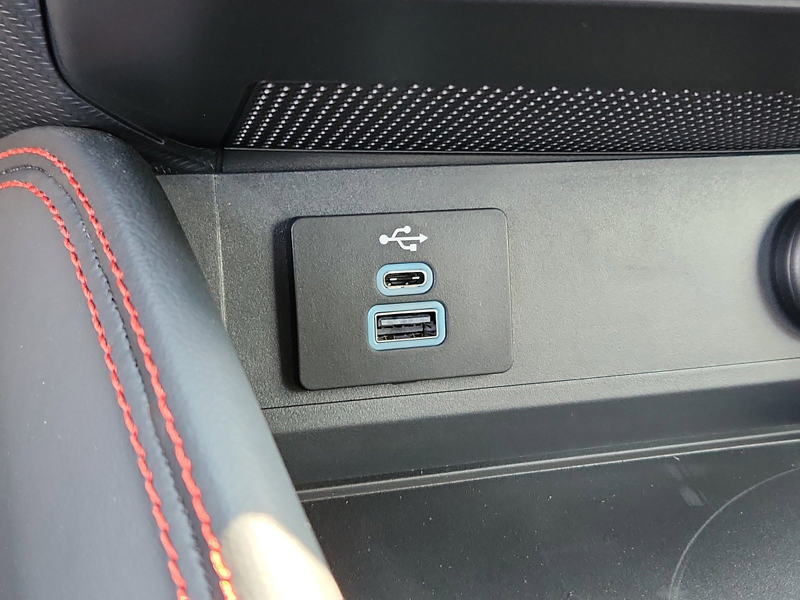 New 2025 Ford Mustang Premium image 17