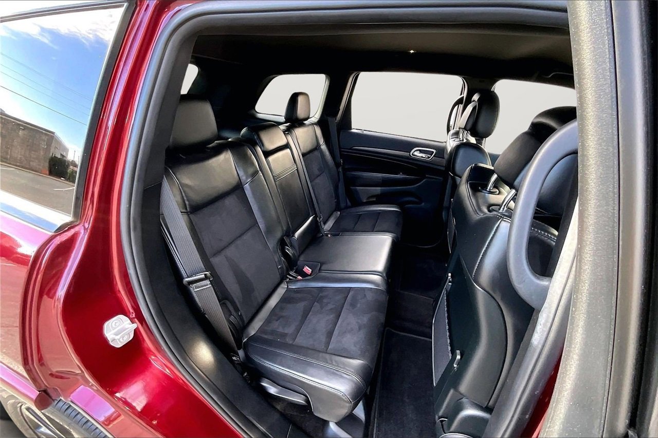 Certified 2018 Jeep Grand Cherokee Altitude image 23