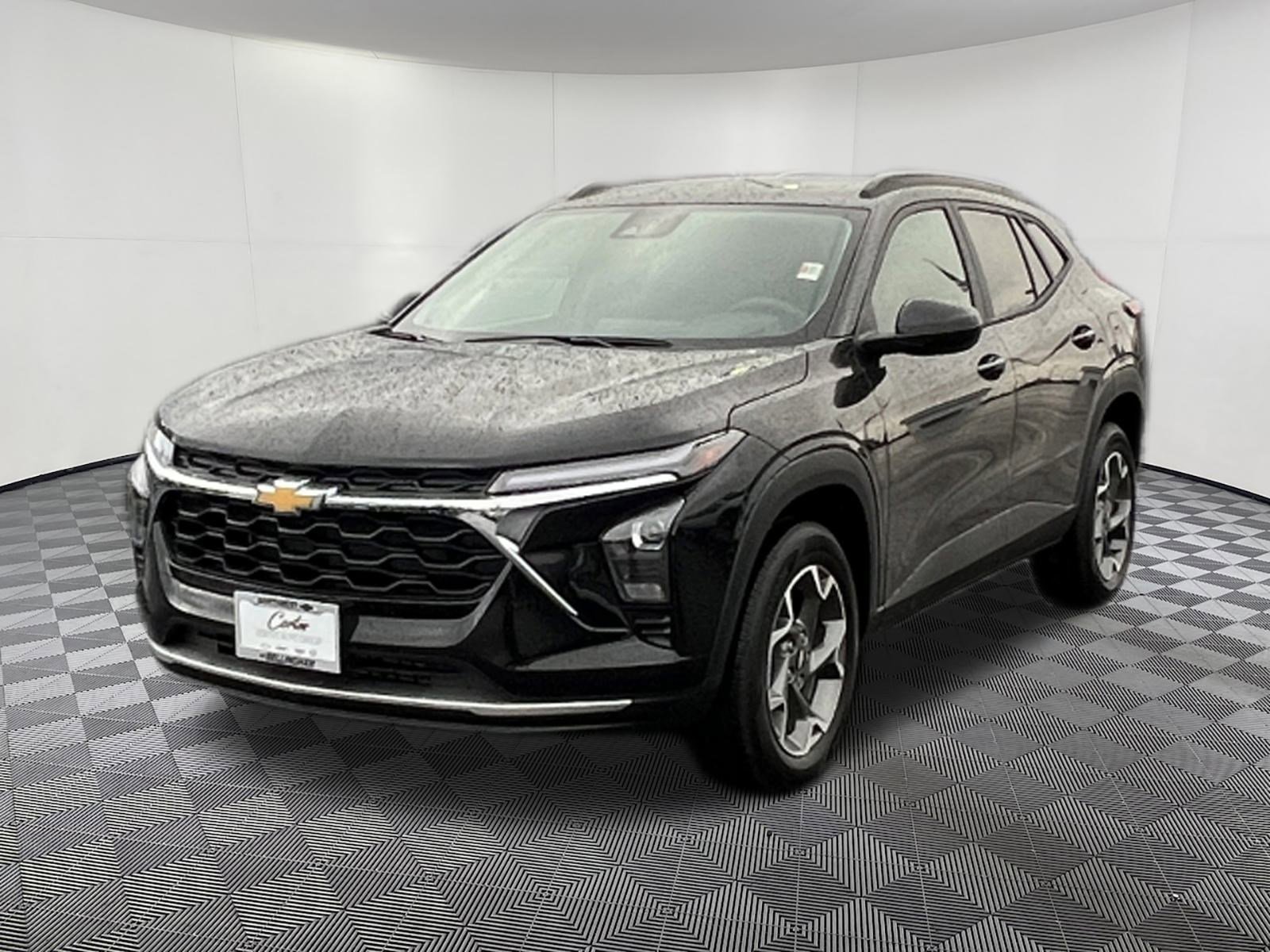 New 2026 Chevrolet Trax LT w/ Driver Confidence Package image 3
