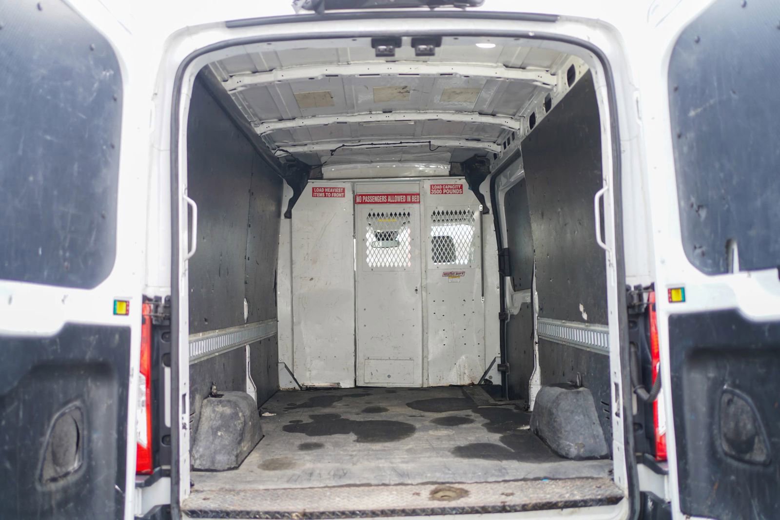 Used 2018 Ford Transit 350 148 Medium Roof image 16