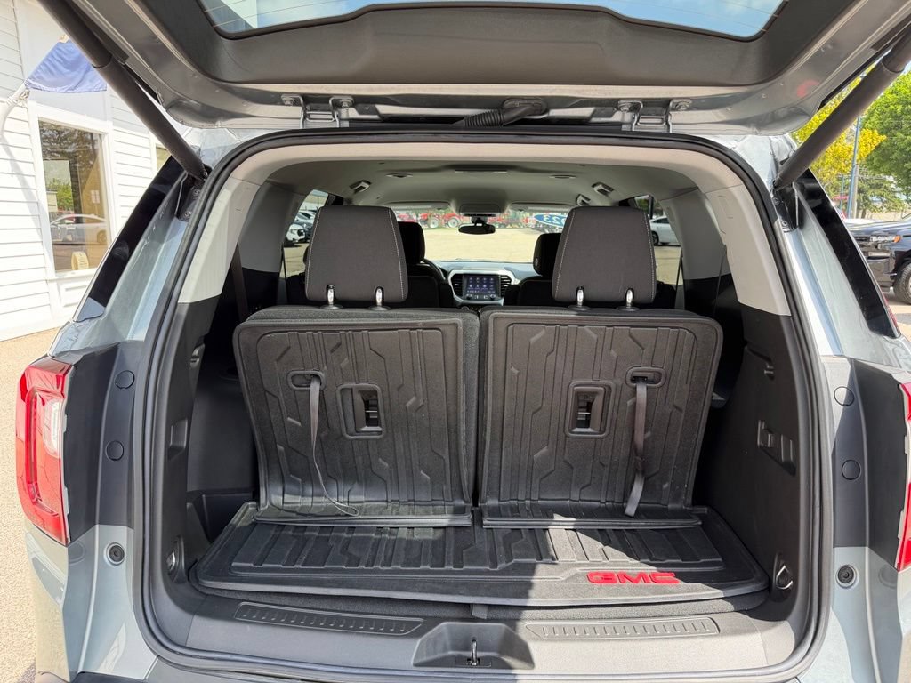 Certified 2023 GMC Acadia SLE w/ Driver Convenience Package AWD/4WD image 9