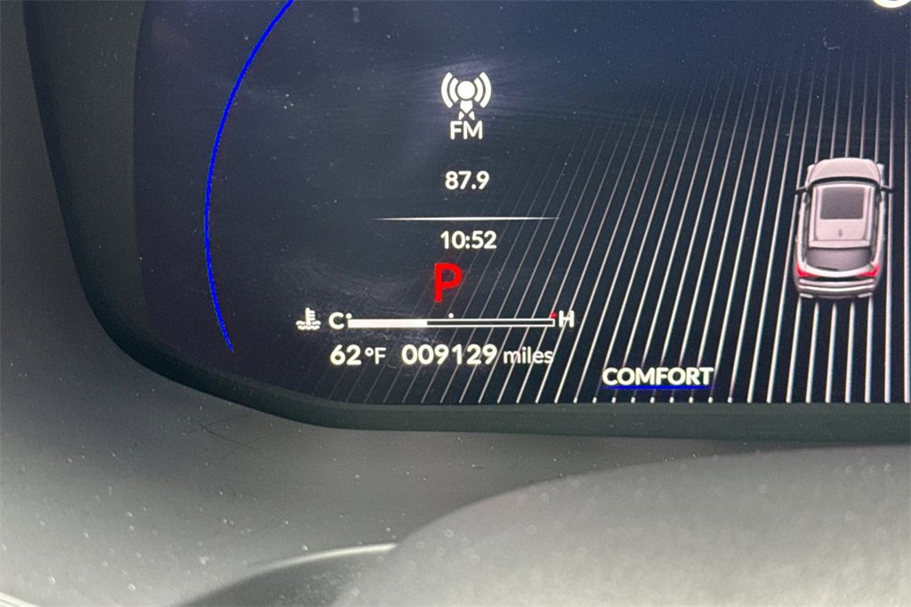 Certified 2025 Acura MDX w/ Technology Package image 34