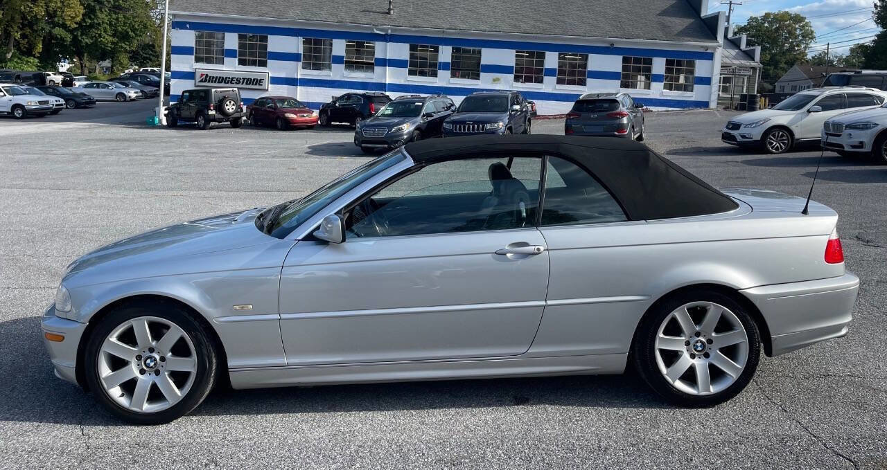 Used 2003 BMW 325Ci Convertible image 3