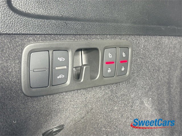 Used 2024 Audi SQ7 Premium Plus w/ Executive Package image 48