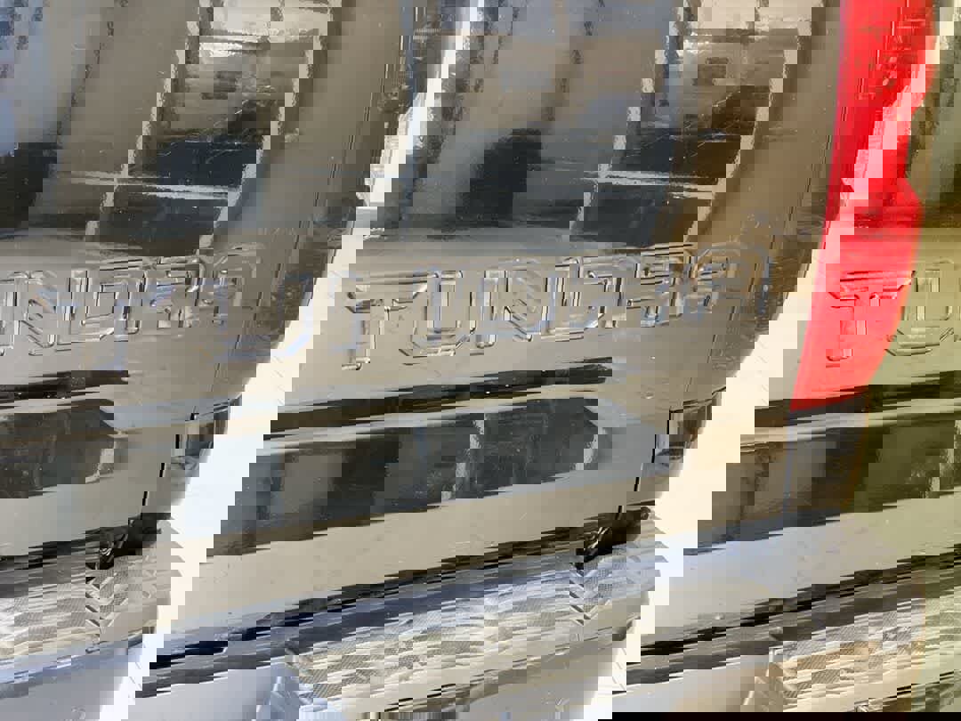 Used 2014 Toyota Tundra Platinum image 12