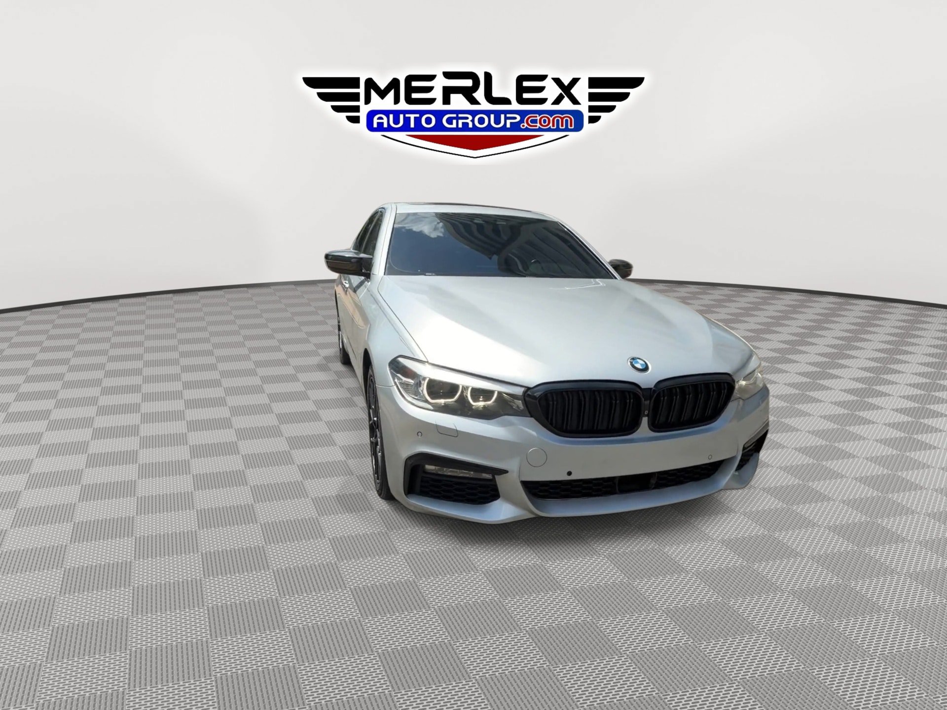 Used 2018 BMW 540i RWD image 2