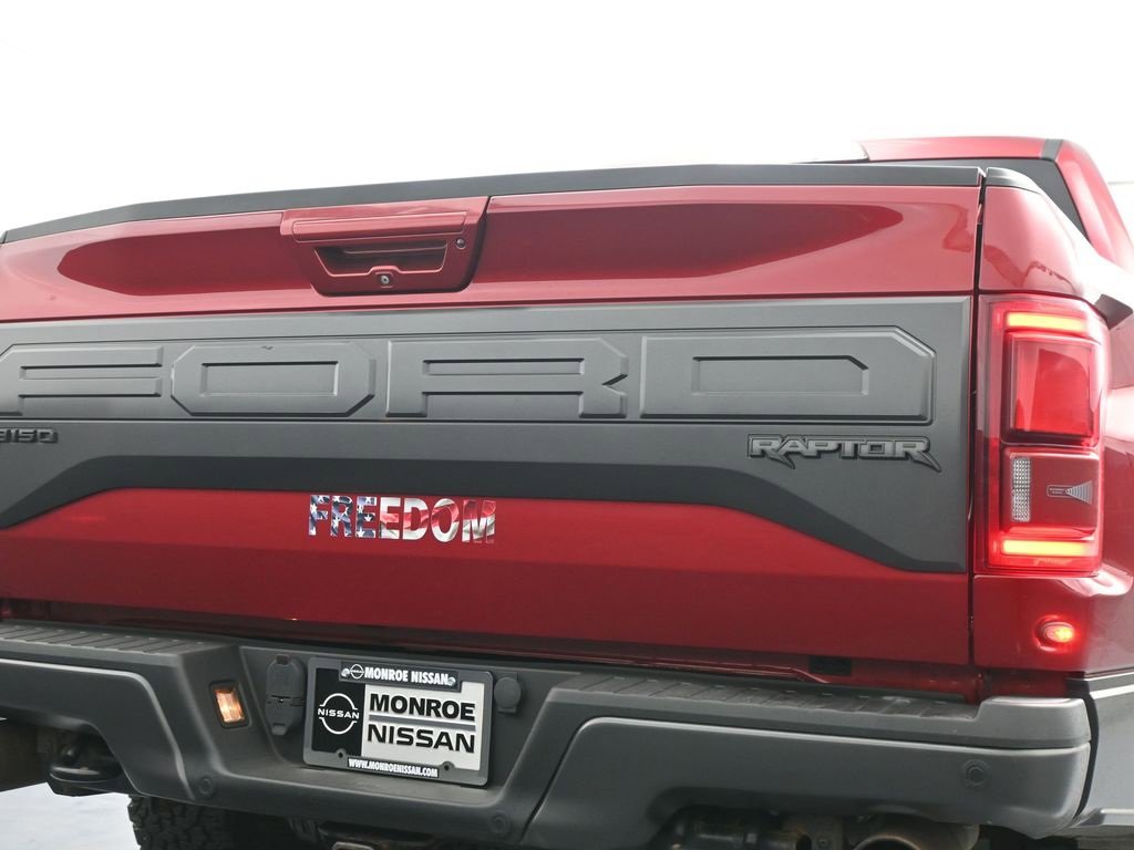 Used 2017 Ford F150 Raptor w/ Equipment Group 802A Luxury image 10