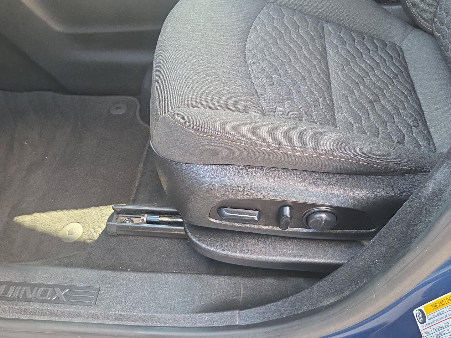 Used 2019 Chevrolet Equinox LT AWD/4WD image 14