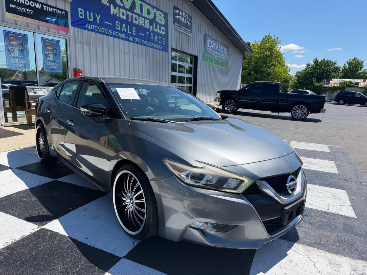 Used 2017 Nissan Maxima 3.5 SV FWD image 4