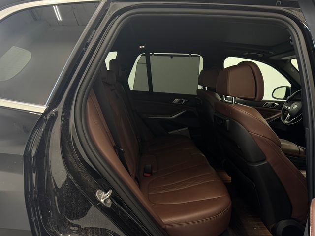 Used 2020 BMW X5 xDrive50i w/ Executive Package image 17