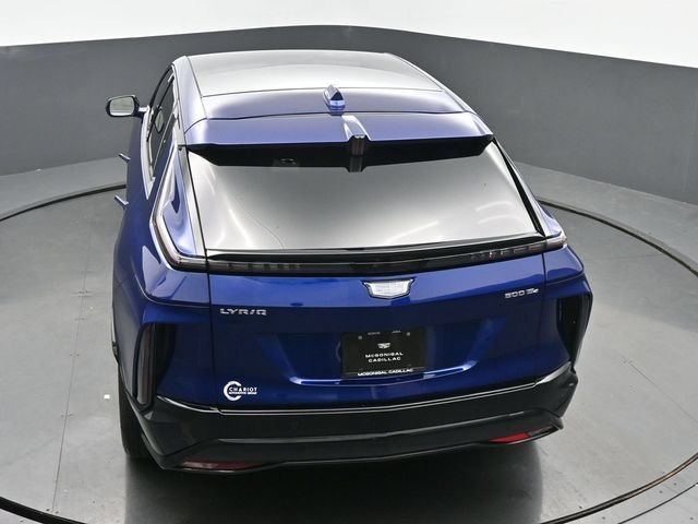 New 2026 Cadillac Lyriq Sport w/ LPO, Floor Liner Package AWD/4WD image 40