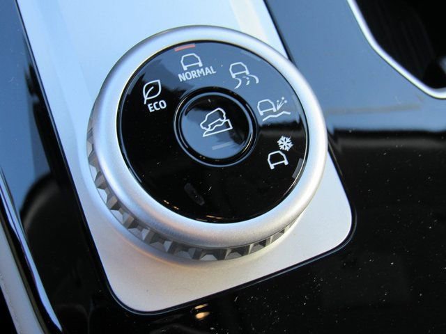 New 2026 Mitsubishi Outlander SE image 20