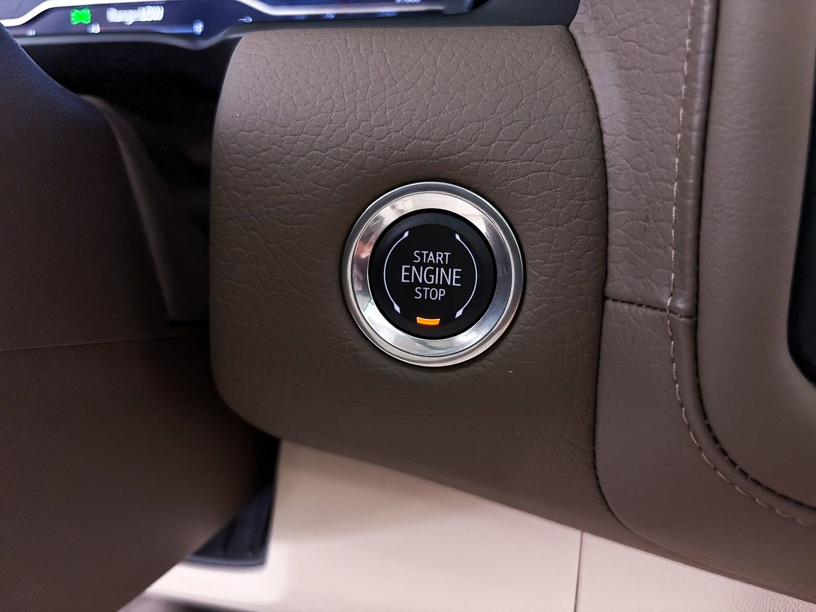 Used 2024 GMC Yukon Denali w/ Max Trailering Package image 27