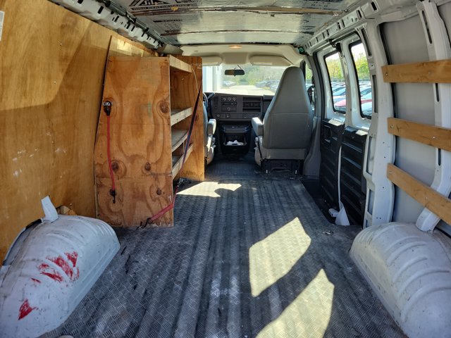 Used 2021 GMC Savana 2500 Work Van w/ Driver Convenience Package image 9