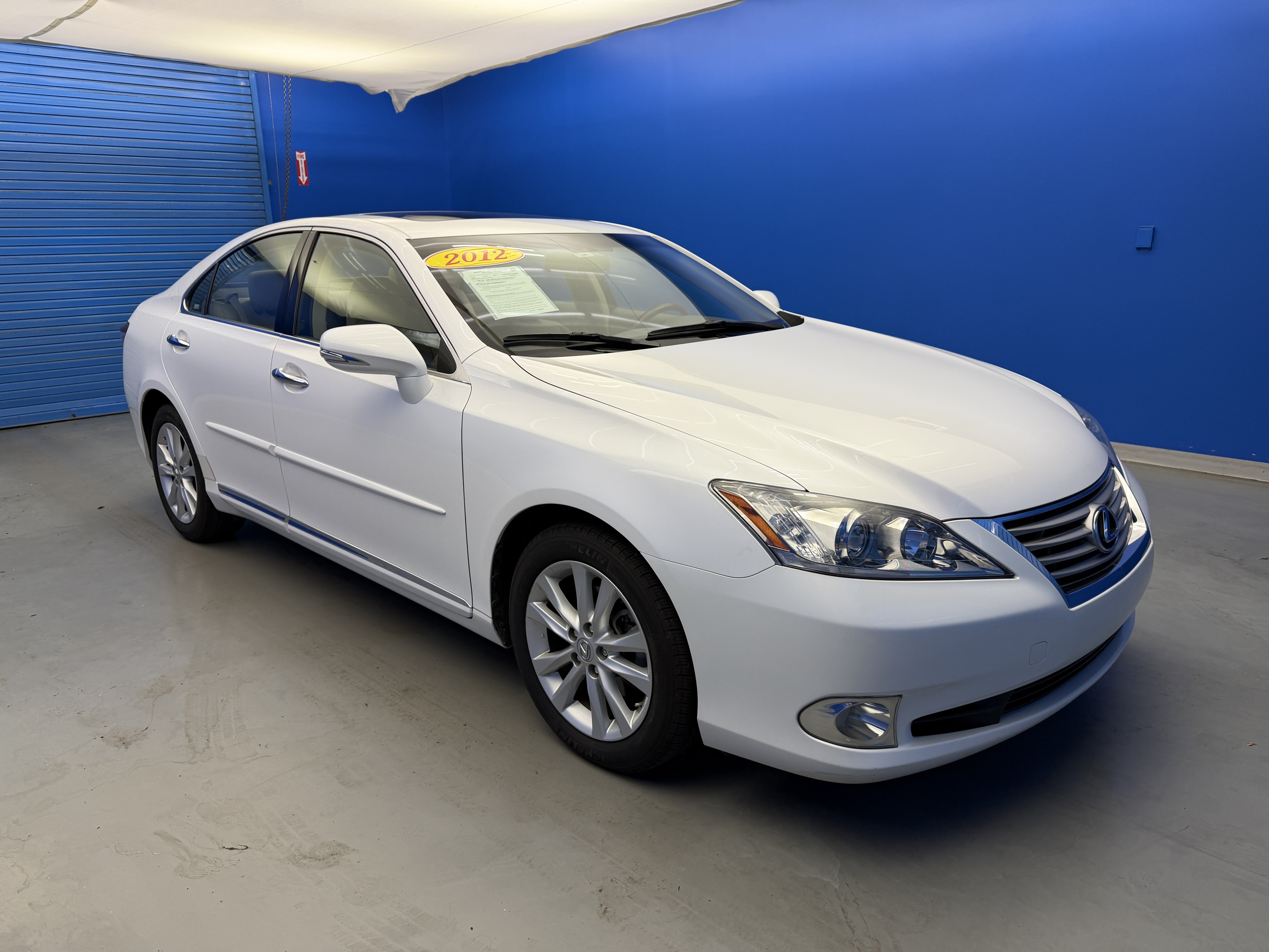 Used 2012 Lexus ES 350 FWD image 2