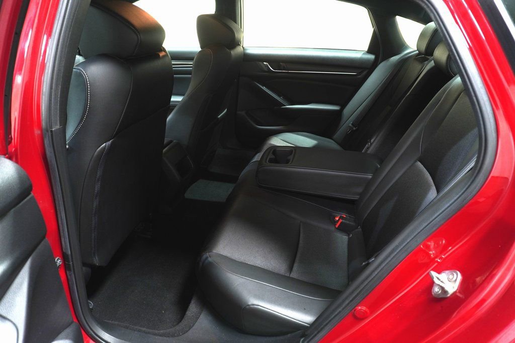 Used 2019 Honda Accord Sport image 11