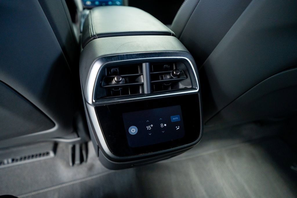 Used 2024 Lucid Air Pure RWD image 45